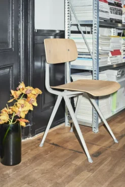 Hay Result Stoel Helder Gelakt, Beige Onderstel -Flos Winkel x886x886 hay result stoel26.jpg.pagespeed.ic .0eD5zB4wqo