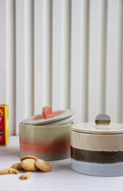 HKliving 70's Ceramic Koektrommel Voorraadpot Cookie Jar Autumn -Flos Winkel x886x886 hkliving 70 s ceramic koektrommel5.jpg.pagespeed.ic .XwbnNQGMXU 2