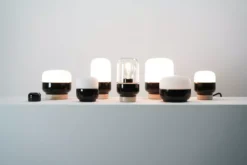 Ifö Electric Ohm 140/190 Tafellamp Ø14 Opaal Zwart -Flos Winkel x886x886 if electric ohm 140 190 tafellamp porselein.JPG.pagespeed.ic .3hpkKLpw5S 1