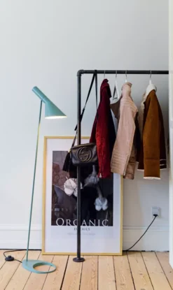 Louis Poulsen AJ Vloerlamp Warm Grey -Flos Winkel x886x886 louis poulsen aj vloerlamp4.jpg.pagespeed.ic .1TXq6h ucH