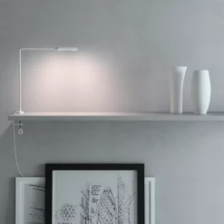 Lumina Flo Clamp Klemlamp LED 2700K Geel -Flos Winkel x886x886 lumina flo clamp bureaulamp led 2700k5.jpg.pagespeed.ic .a82yvDDa6c