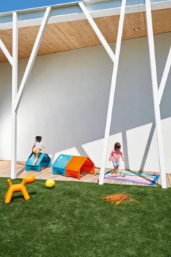 Magis The Roof Chair Kinderstoel Groen Blauw -Flos Winkel x886x886 magis the roof chair kinderstoel4.jpg.pagespeed.ic .cIiyD8w6xP