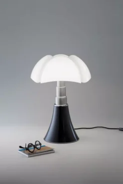 Martinelli Luce Pipistrello Medio Tafellamp LED Wit -Flos Winkel x886x886 martinelli luce pipistrello medium tafellamp led telescopisch7.jpg.pagespeed.ic .A6S7znbNTe