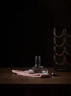 Audo Copenhagen Wine Breather Decanteerkaraf Transparant/staal -Flos Winkel x886x886 menu wine breather karaf7.jpg.pagespeed.ic .zF2oxWINOx