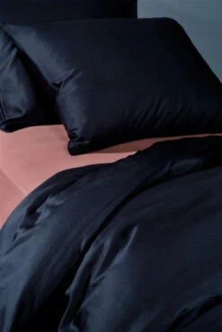 Beddinghouse Change Dekbedovertrek 140x200/220 + 60x70 Wit -Flos Winkel x886x886 moooi change dekbedovertrek 140x200 220 60x708.jpg.pagespeed.ic .HPEpgz BMS