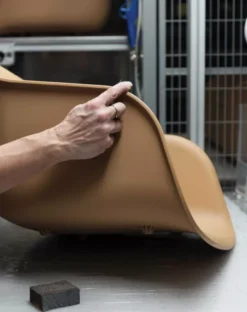 Muuto Fiber Wood Stoel Zwart -Flos Winkel x886x886 muuto fiber tube stoel7.jpg.pagespeed.ic .B84 hgnWTZ