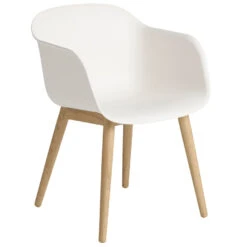 Muuto Fiber Wood Stoel Zwart -Flos Winkel x886x886 muuto fiber wood stoel wit 1 1.jpg.pagespeed.ic .k4iJ RqwMN