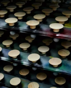 Muuto The Dots Haak 17cm Midnight Blue -Flos Winkel x886x886 muuto the dots haak 5 stuks10.jpg.pagespeed.ic .j2nXMsuGHz