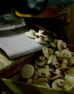 Muuto The Dots Haak 13cm Grey -Flos Winkel x886x886 muuto the dots haak 5 stuks8.jpg.pagespeed.ic .od9hkirwUs 1