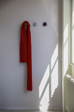 Muuto The Dots Haak 6.5cm Dark Green -Flos Winkel x886x886 muuto the dots haak 9cm5.jpg.pagespeed.ic .2kNOSvWze7