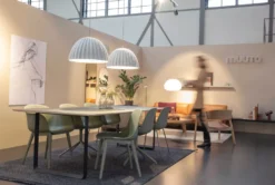 Muuto 70/70 Oak Tafel 170x85 Eiken/zwart -Flos Winkel x886x886 muutostijlkamer1.jpg.pagespeed.ic .Oj7FKx8xvF