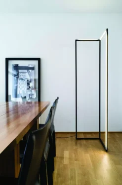 Nemo Spigolo 3 Vloerlamp LED Wit 11 Nemo Spigolo 3 Vloerlamp LED Wit -Flos Winkel x886x886 nemo cassina spigolo vloerlamp sfeer 4 3.jpg.pagespeed.ic .IkZHhuQMEV