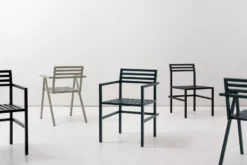 Nine 19 Outdoors Tafel 80.5x80.5 Groen -Flos Winkel x886x886 nine 19 outdoors stoel met arm14.jpg.pagespeed.ic .o2zQhtQ2H4