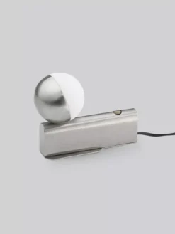 Northern Balancer Mini Tafel- En Wandlamp Cherry -Flos Winkel x886x886 northern balancer mini tafel en wandlamp.jpg.pagespeed.ic .XV8ZxQOyQ5