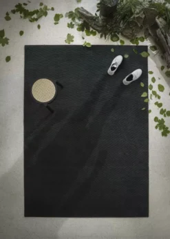 Northern Row Medium Vloerkleed 170x240 Donkergroen -Flos Winkel x886x886 northern row medium vloerkleed 170x2401.jpg.pagespeed.ic .YV78QHIK7P