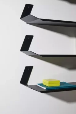 Objekte Unserer Tage Taro Wandplank 80 Aprikosa -Flos Winkel x886x886 objekte unserer tage taro wandplank 1154.jpg.pagespeed.ic .eZO0g4UERB