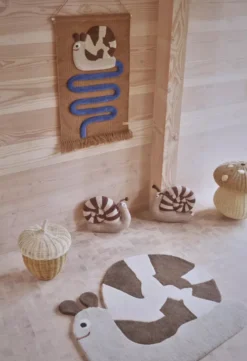 OYOY Sally Snail Slak Vloerkleed 98x88 -Flos Winkel x886x886 oyoy sally snail slak vloerkleed 98x882.jpg.pagespeed.ic .vjd0f2aogp