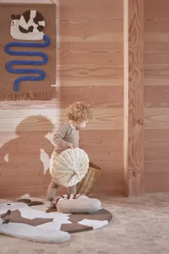 OYOY Sally Snail Slak Vloerkleed 98x88 -Flos Winkel x886x886 oyoy sally snail slak vloerkleed 98x884.jpg.pagespeed.ic .8RszTXgy5d