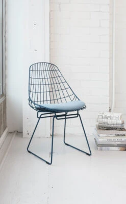 Pastoe SM05 Stoel Zwart Met Zitkussen Steelcut Trio 124 -Flos Winkel x886x886 pastoe sm05 stoel sfeer 7.jpg.pagespeed.ic .lz7VBUg2LW