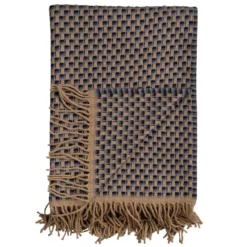 Røros Tweed Isak Plaid 150x210 Red Sumac -Flos Winkel x886x886 r ros tweed isak plaid 150x210.jpg.pagespeed.ic .9alvr89f4f