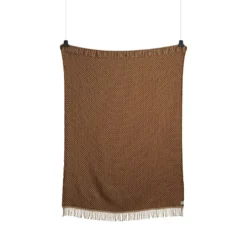 Røros Tweed Isak Plaid 150x210 Red Sumac -Flos Winkel x886x886 ror s tweed isak plaid 150x21016.jpg.pagespeed.ic .wniTX4 ZYZ