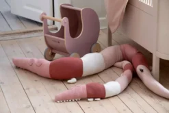 Sebra Mini Sleepy Croc Krokodil Knuffel Powder Blue -Flos Winkel x886x886 sebra mini sleepy croc knuffel3.jpg.pagespeed.ic .AnmULaqrof 1