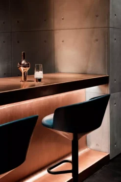 Tom Dixon Tank Beer Glas Set Van 2 -Flos Winkel x886x886 tom dixon tank low ball glas set van 26.jpg.pagespeed.ic .1 emWMhhHX