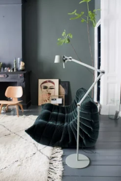 Tonone Bolt 2 Arm Vloerlamp Pure White -Flos Winkel x886x886 tonone bolt 2 arm vloerlamp36.jpg.pagespeed.ic .Ujqp8gGfvc