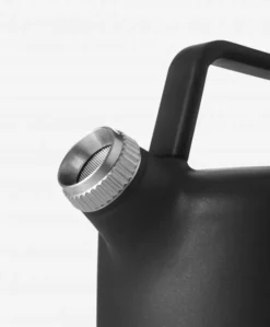 VIPP Vipp501 Waterkoker -Flos Winkel x886x886 vipp vipp501 waterkoker4.jpg.pagespeed.ic .7SQoWjKAt