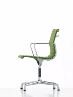 Vitra EA 103 Stoel Poppy Ijsblauw/ivoor, Onderstel Verchroomd -Flos Winkel x886x886 vitra eames aluminium ea103 stoel 70 weidegroen bos sfeer 1.jpg.pagespeed.ic .jlTMiUmtvF