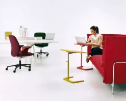 Vitra Nestable Bijzettafel Vierkant 50x35 Felrood -Flos Winkel x886x886 vitra nestable bijzettafel sfeer22.jpg.pagespeed.ic .Qpc zXuc0I