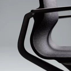 Vitra Tweedekansje - Physix Bureaustoel Trioknit Carbon -Flos Winkel x886x886 vitra physix bureaustoel detail 4.jpg.pagespeed.ic .j6XCUgWSFk