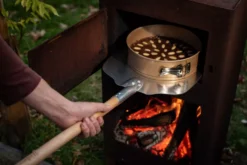 Weltevree Outdooroven Kachel -Flos Winkel x886x886 weltevree outdooroven pizza shovel5.jpg.pagespeed.ic . jLX e Tat