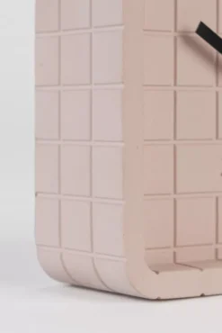 Zuiver Cute Klok Beton Roze -Flos Winkel x886x886 zuiver cute klok beton7.jpg.pagespeed.ic .H7befMzVhK