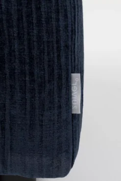 Zuiver Hunter Pie Poef Rechts Navy -Flos Winkel x886x886 zuiver hunter pie poef7.jpg.pagespeed.ic .k BSs2gFMP