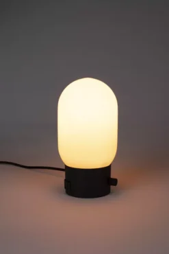 Zuiver Urban Charger Tafellamp Zwart -Flos Winkel x886x886 zuiver urban charger tafellamp3.jpg.pagespeed.ic .qks6PSI kM